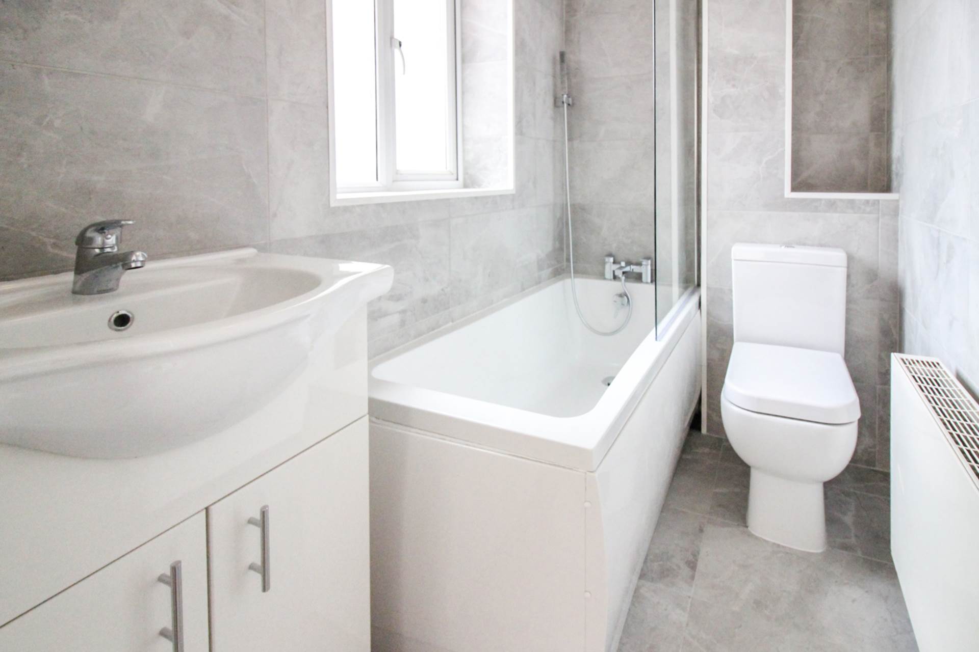 Russell Avenue, Aylesbury, Image 5