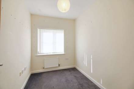 Pershore Way, Aylesbury, Image 14