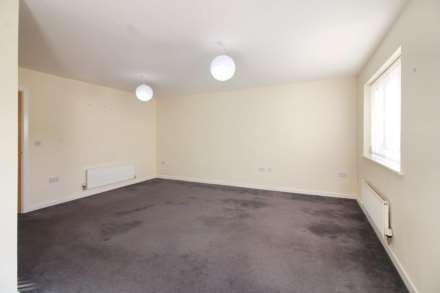 Pershore Way, Aylesbury, Image 6