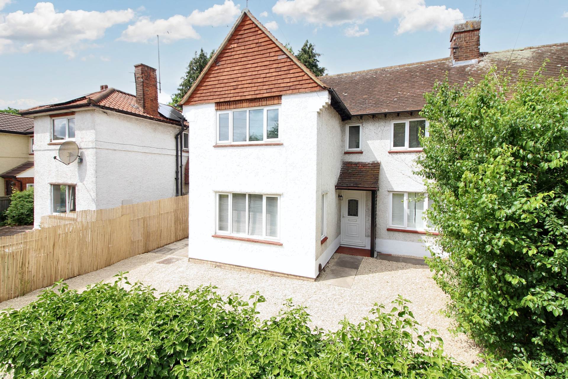 Tring Road, Aylesbury, Image 1