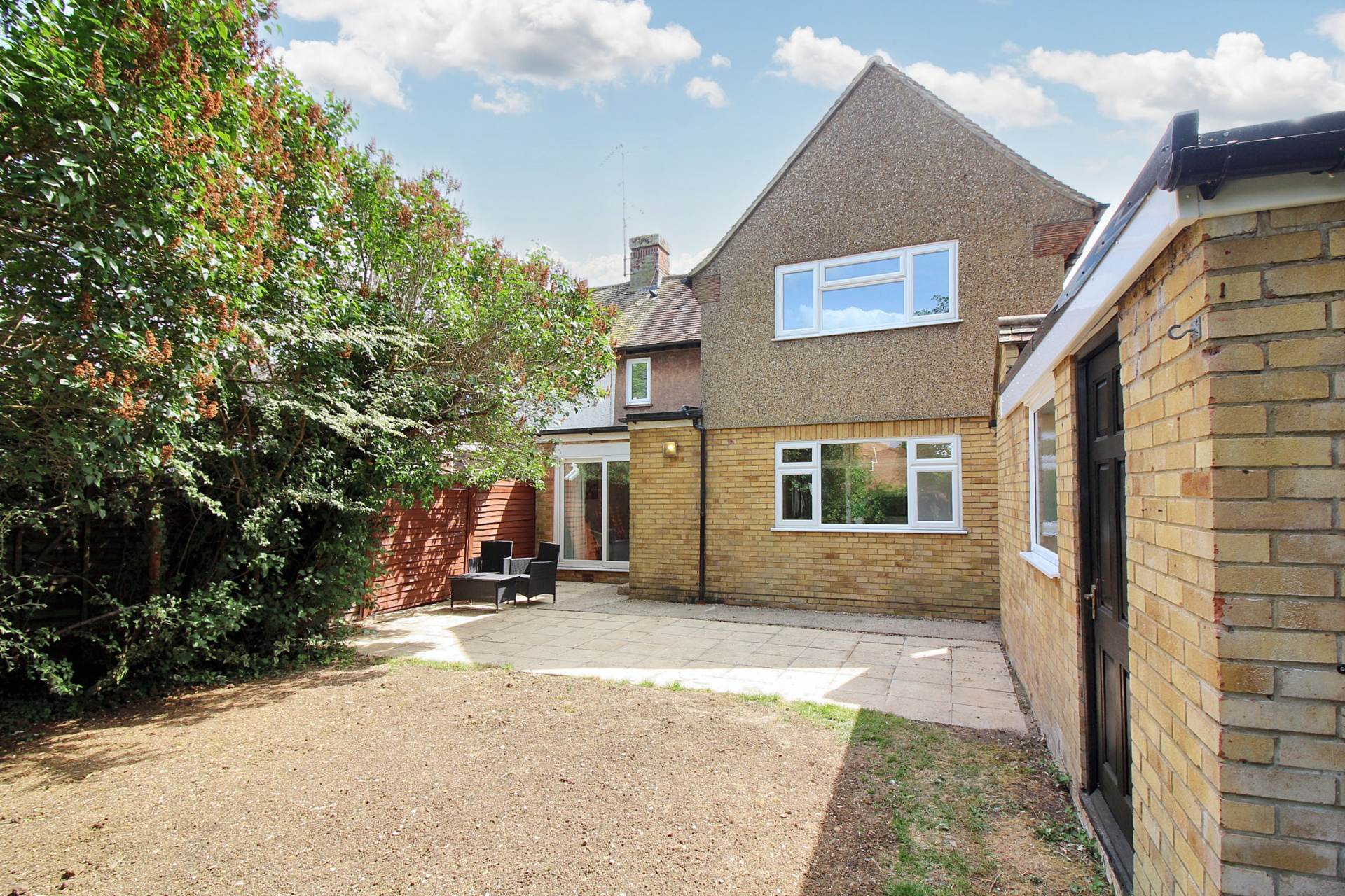 Tring Road, Aylesbury, Image 16