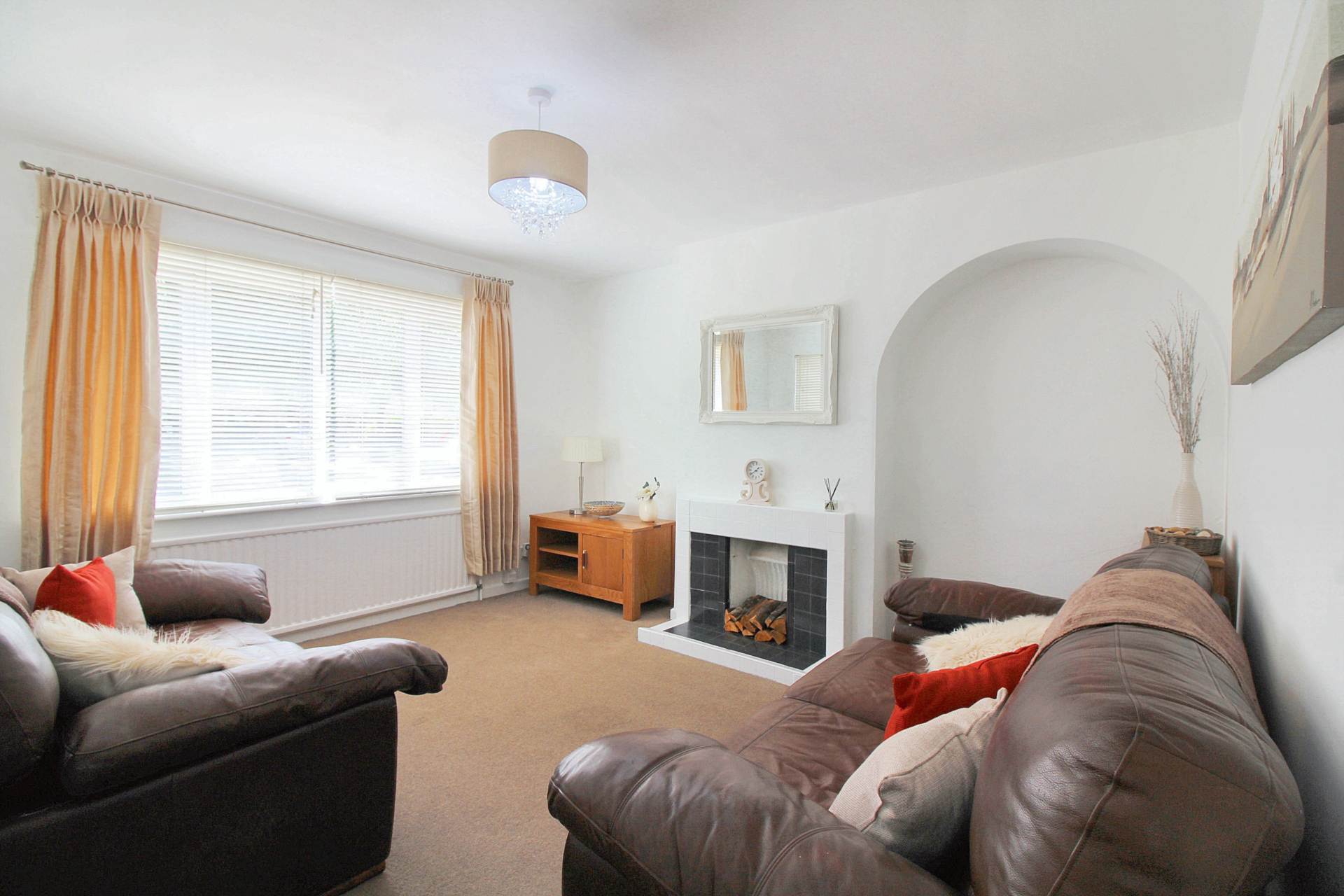 Tring Road, Aylesbury, Image 5