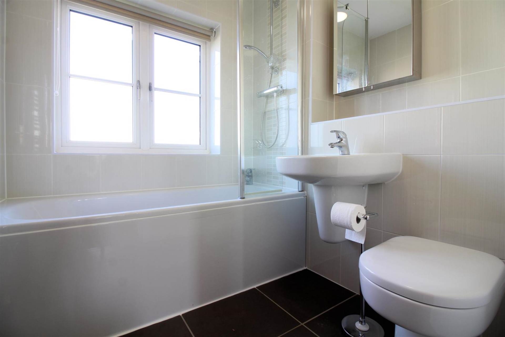 Pershore Way, Aylesbury, Image 11