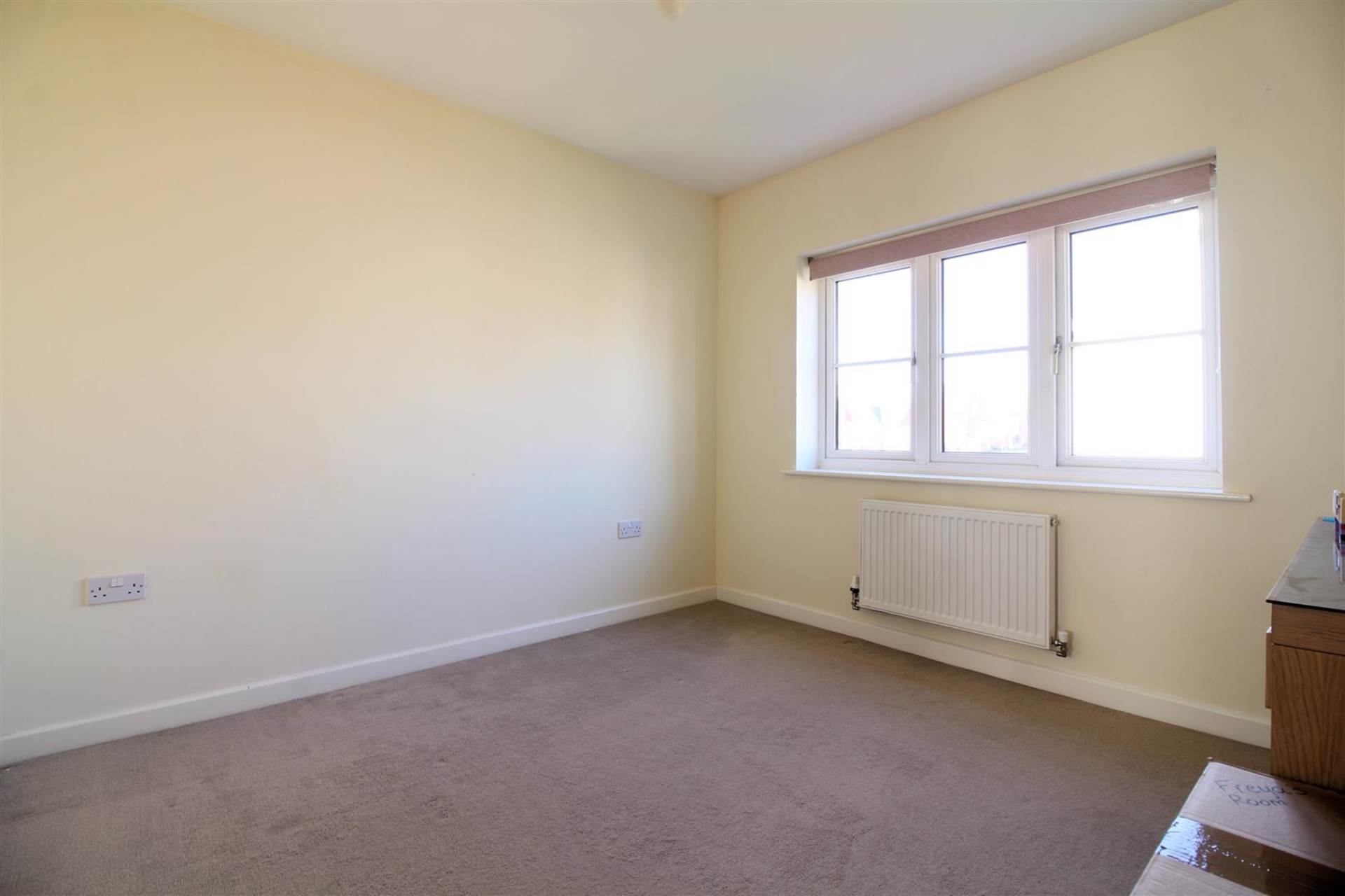 Pershore Way, Aylesbury, Image 2