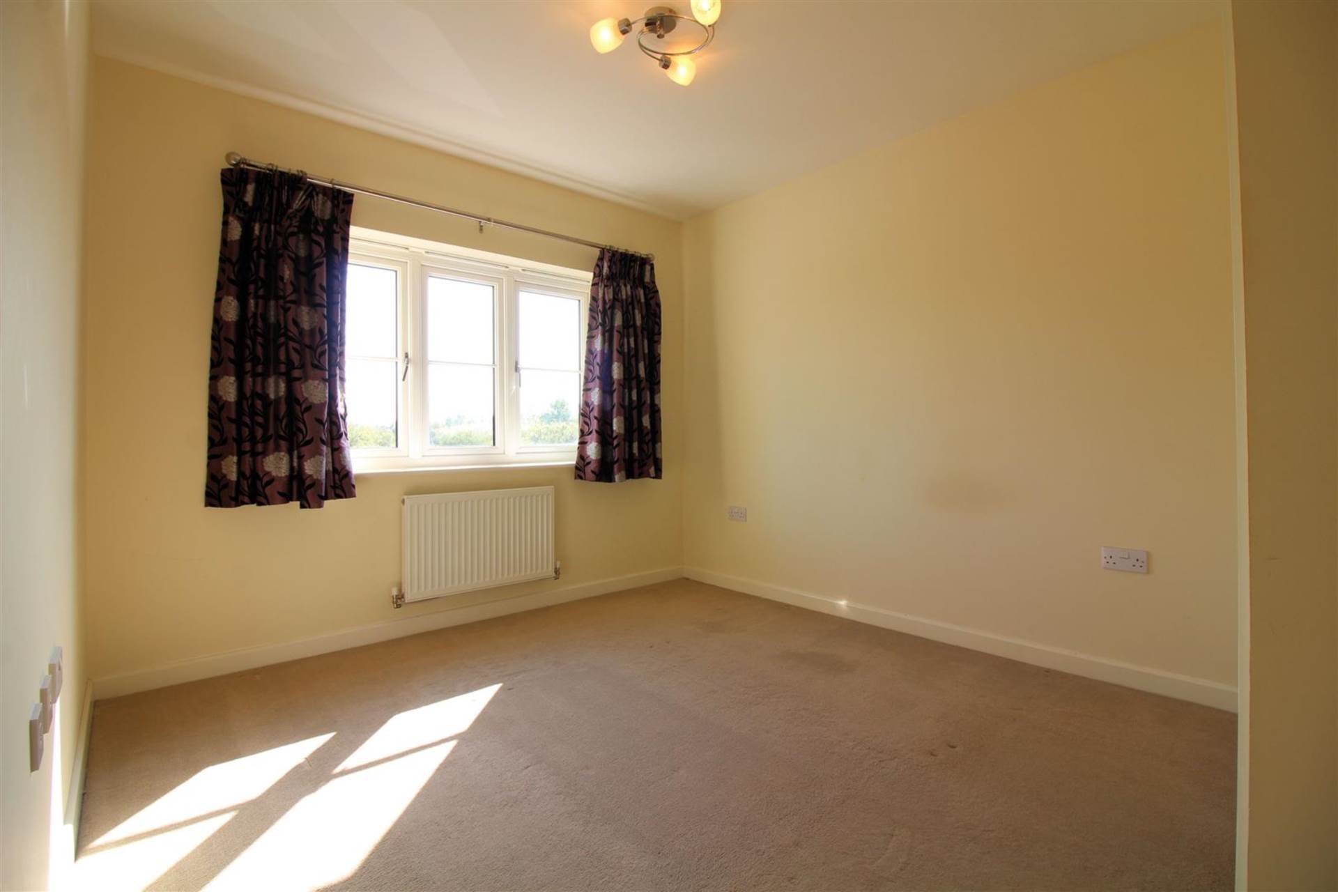 Pershore Way, Aylesbury, Image 5