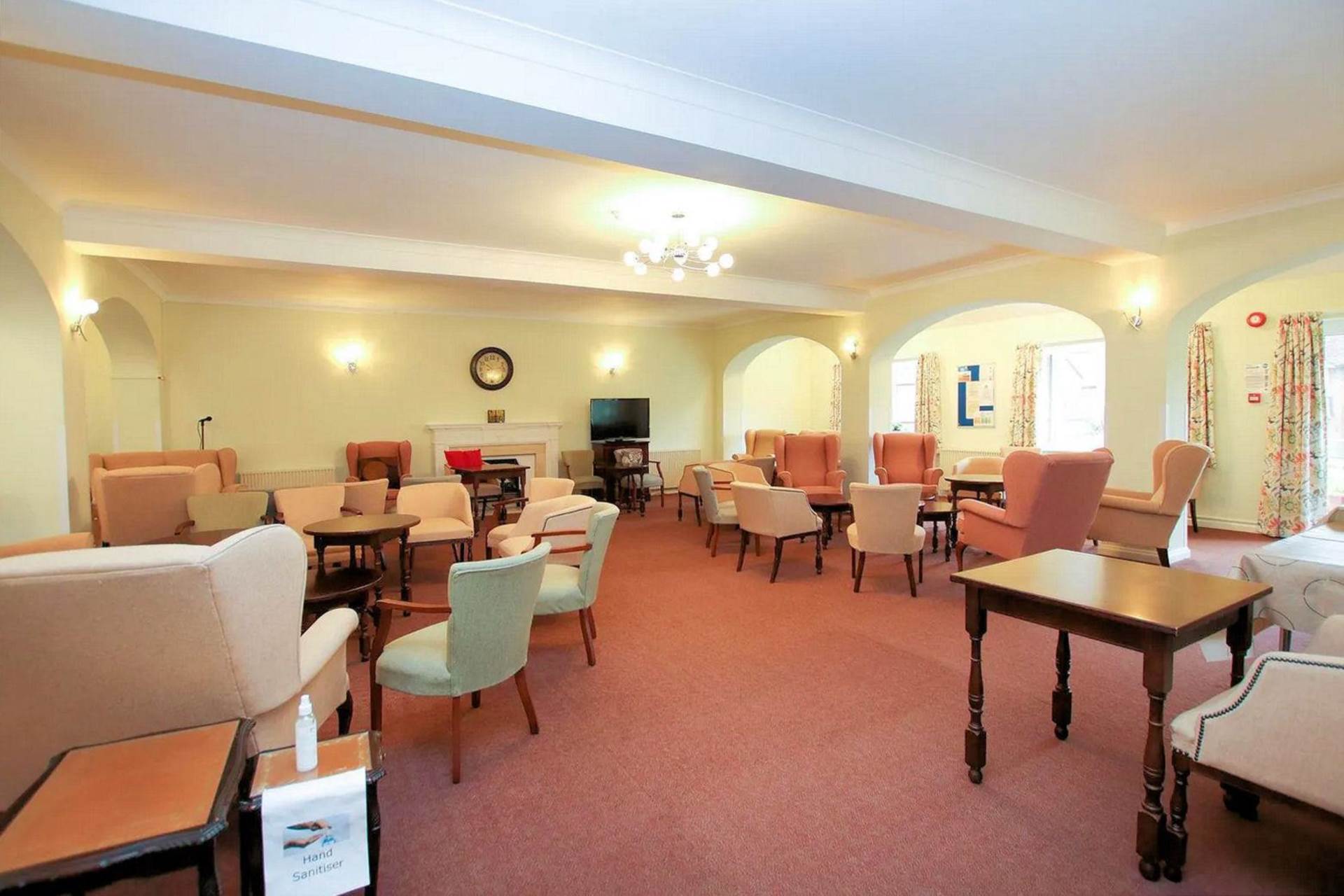 Churchill Court, Aylesbury, Image 10