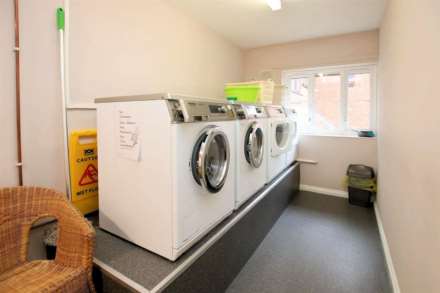 Churchill Court, Aylesbury, Image 9