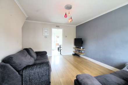 Deverill Road, Aylesbury, Image 7