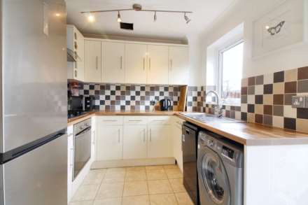 Deverill Road, Aylesbury, Image 8
