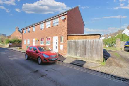 Norfolk Terrace, Aylesbury, Image 10