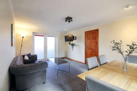 Norfolk Terrace, Aylesbury, Image 3