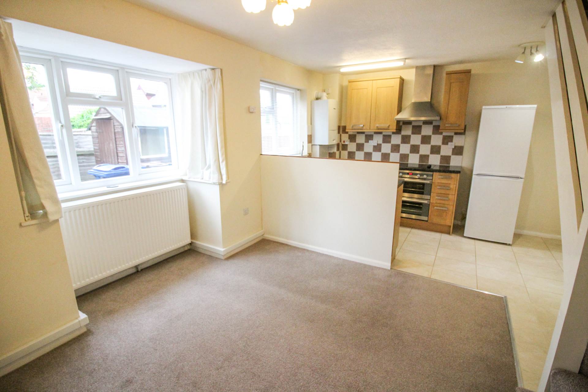 Warwick Court, Bicester, Image 2