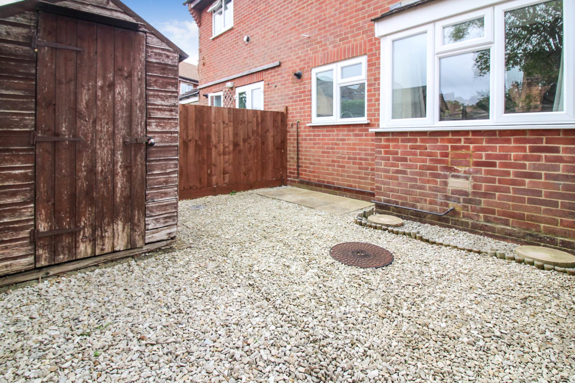 Warwick Court, Bicester, Image 5
