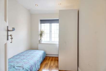 Albert Street, Aylesbury, Image 12