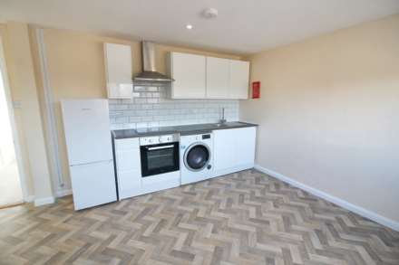 York Place, Aylesbury, Image 5