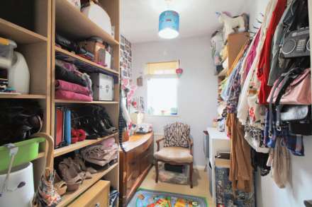 Brotheridge Court, Aylesbury, Image 8