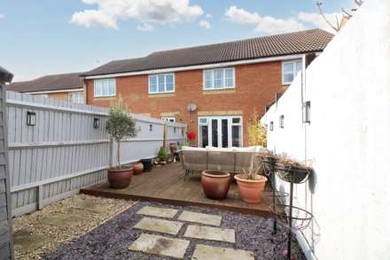 Bond Close, Aylesbury, Image 3