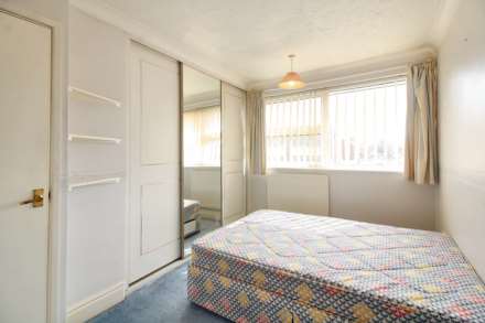 Long Meadow, Aylesbury, Image 11