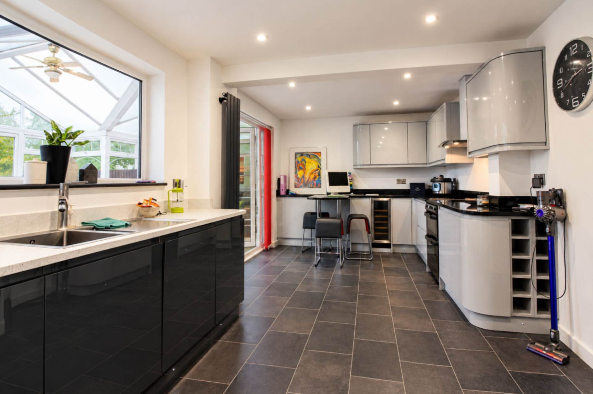 Dean Close, Aylesbury, Image 2