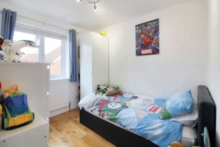 Isis Close, Aylesbury, Image 11