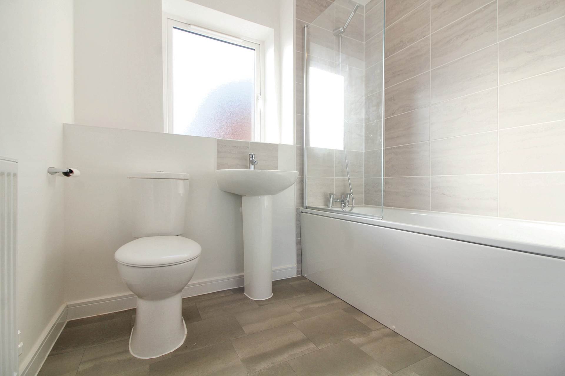 Hallikar Drive, Milton Keynes, Image 9