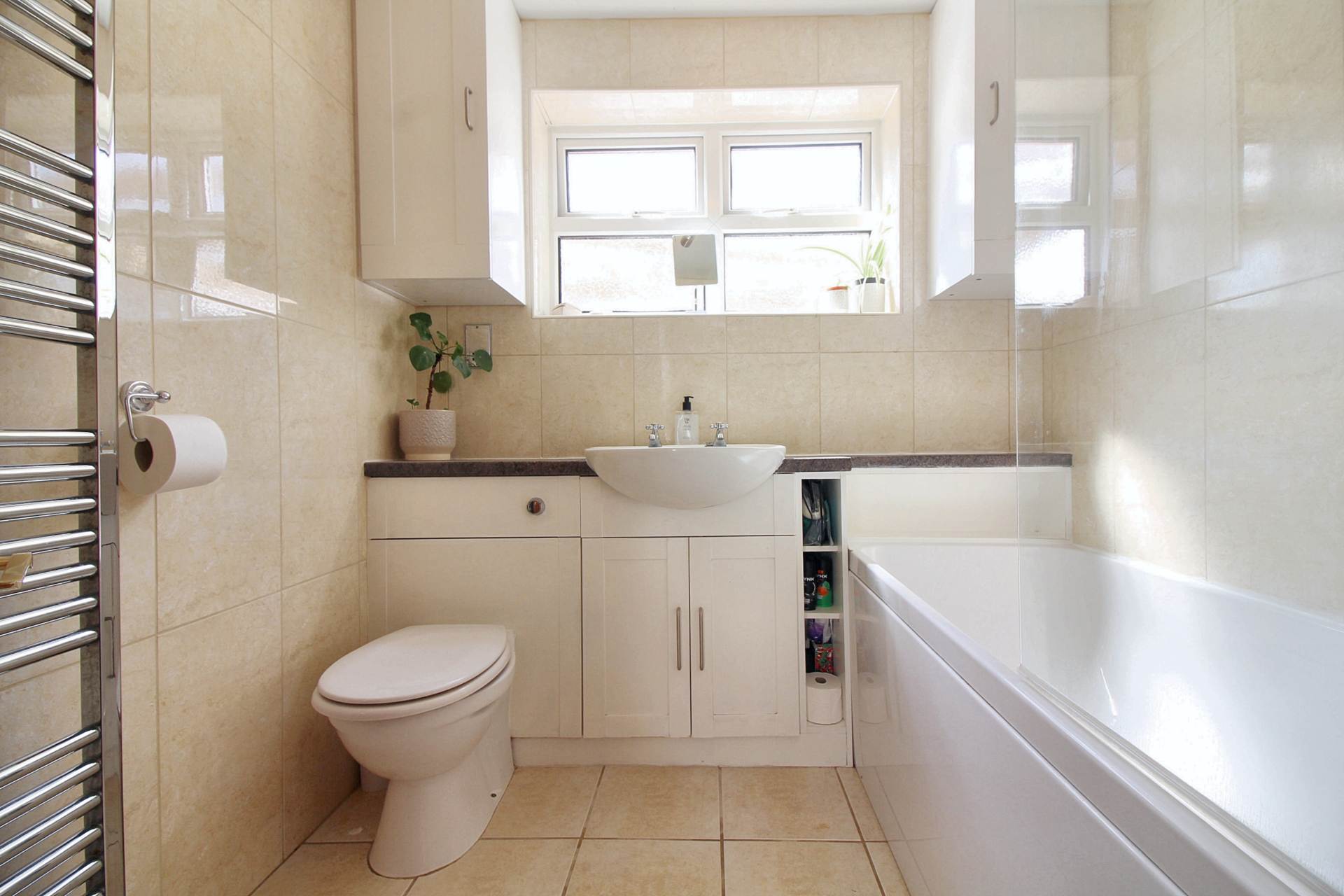 Quainton Road, Waddesdon, Image 10