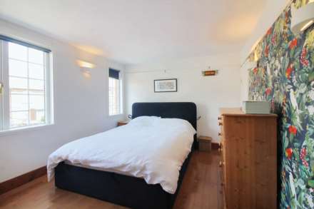 Quainton Road, Waddesdon, Image 12