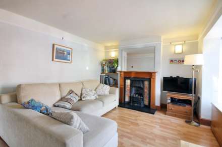 Quainton Road, Waddesdon, Image 5