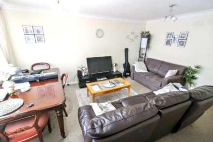 Hulbert End, Aylesbury, Image 4