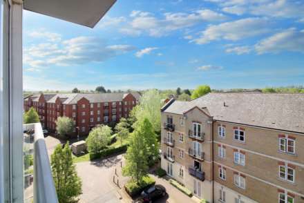 Stanton House, Aylesbury, Image 8