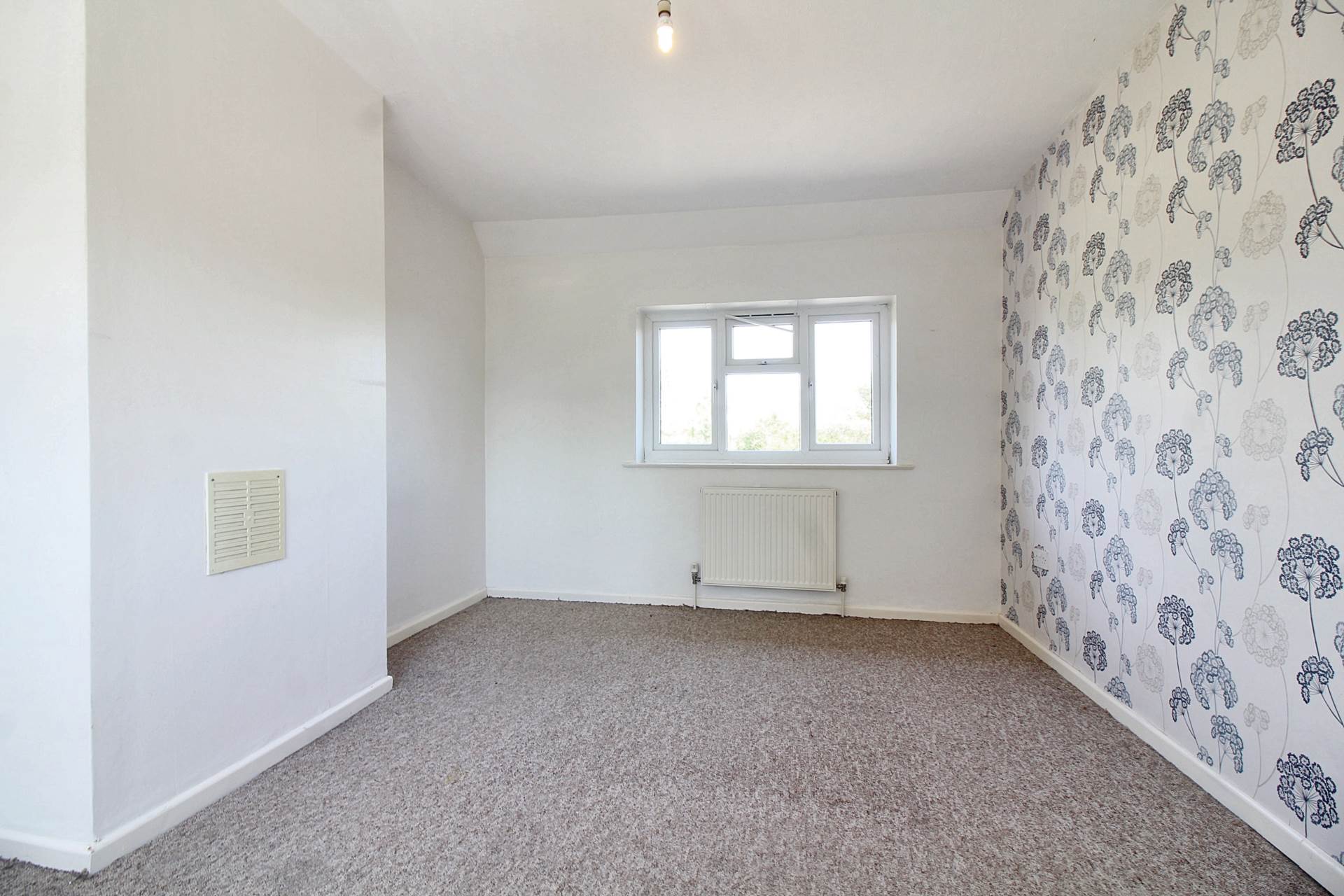 Nash Road, Thornborough, Image 11