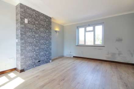 Nash Road, Thornborough, Image 5