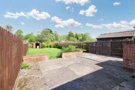 Nash Road, Thornborough, Image 7
