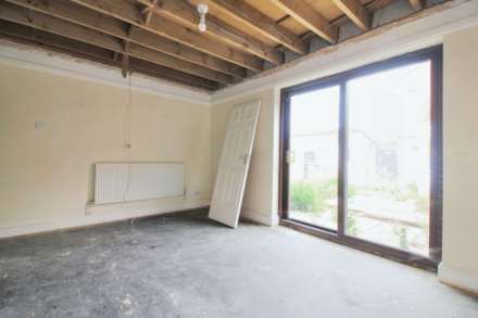 Glaven Road, Aylesbury, Image 11