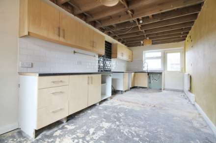 Glaven Road, Aylesbury, Image 8