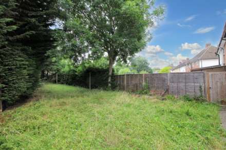 Lee Road, Aylesbury, Image 8