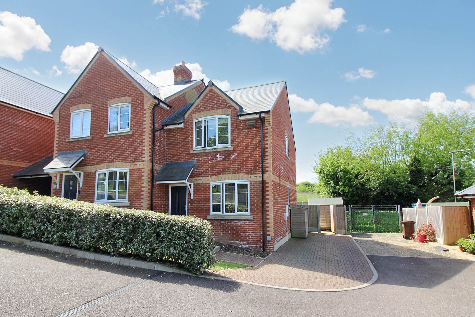 Oakfield View, Akeley, Image 1