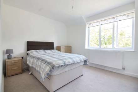 Oakfield View, Akeley, Image 10