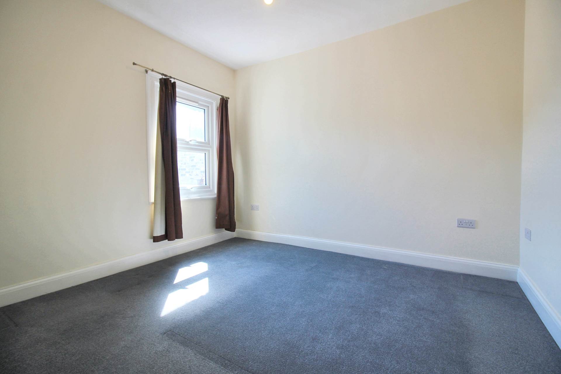 Connaught Road, West Ealing, Image 2
