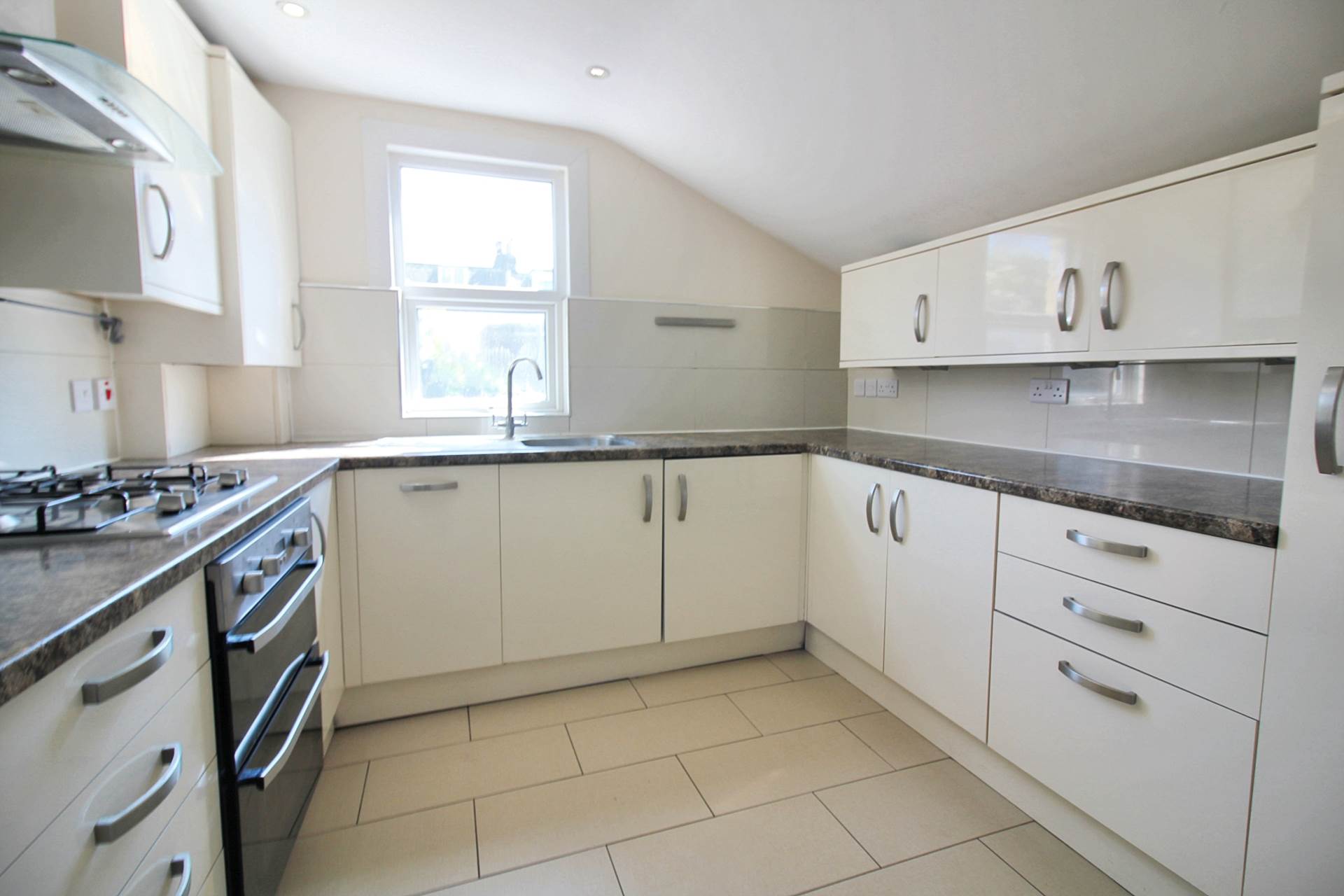 Connaught Road, West Ealing, Image 5