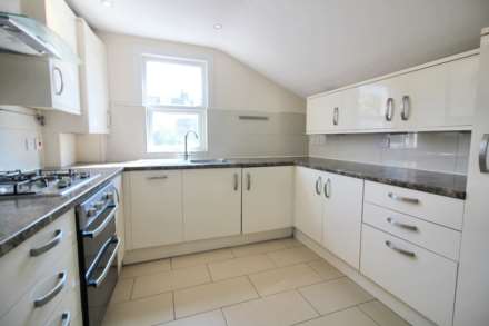 Connaught Road, West Ealing, Image 5
