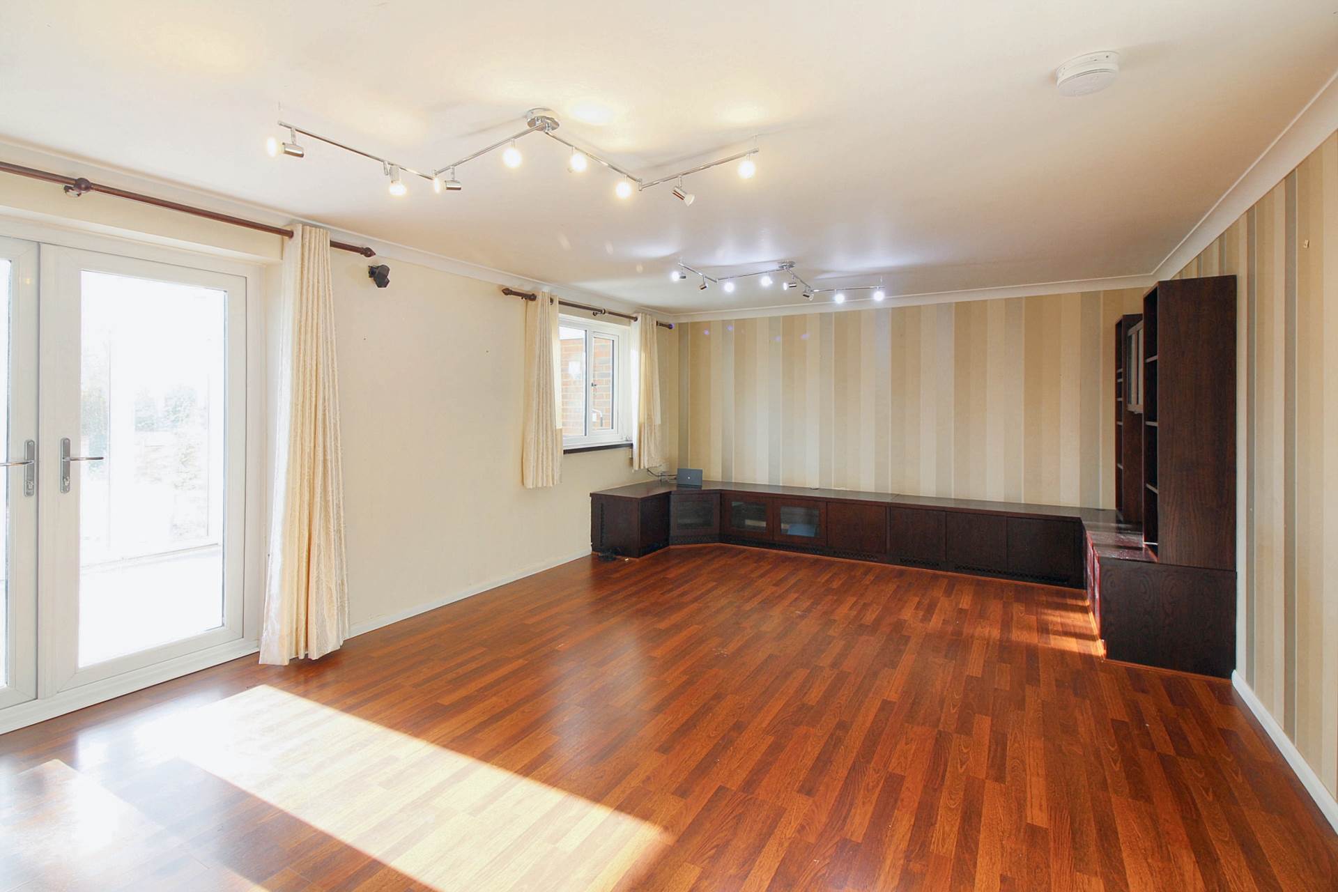 Thornton Road, Nash, Image 4