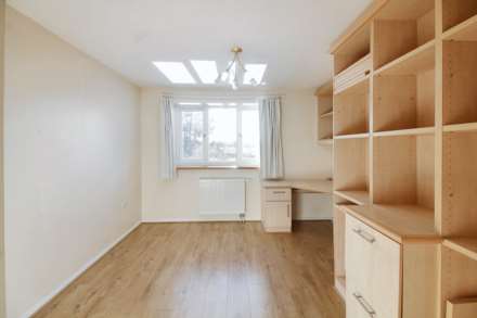 Thornton Road, Nash, Image 15