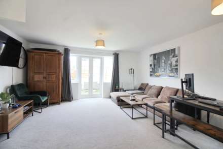 Kirkeby Close, Stoke Mandeville, Image 5