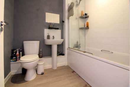 Kirkeby Close, Stoke Mandeville, Image 6