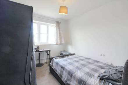 Kirkeby Close, Stoke Mandeville, Image 9