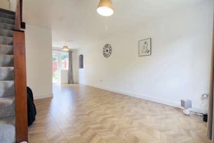Dearing Close, Aylesbury, Image 6