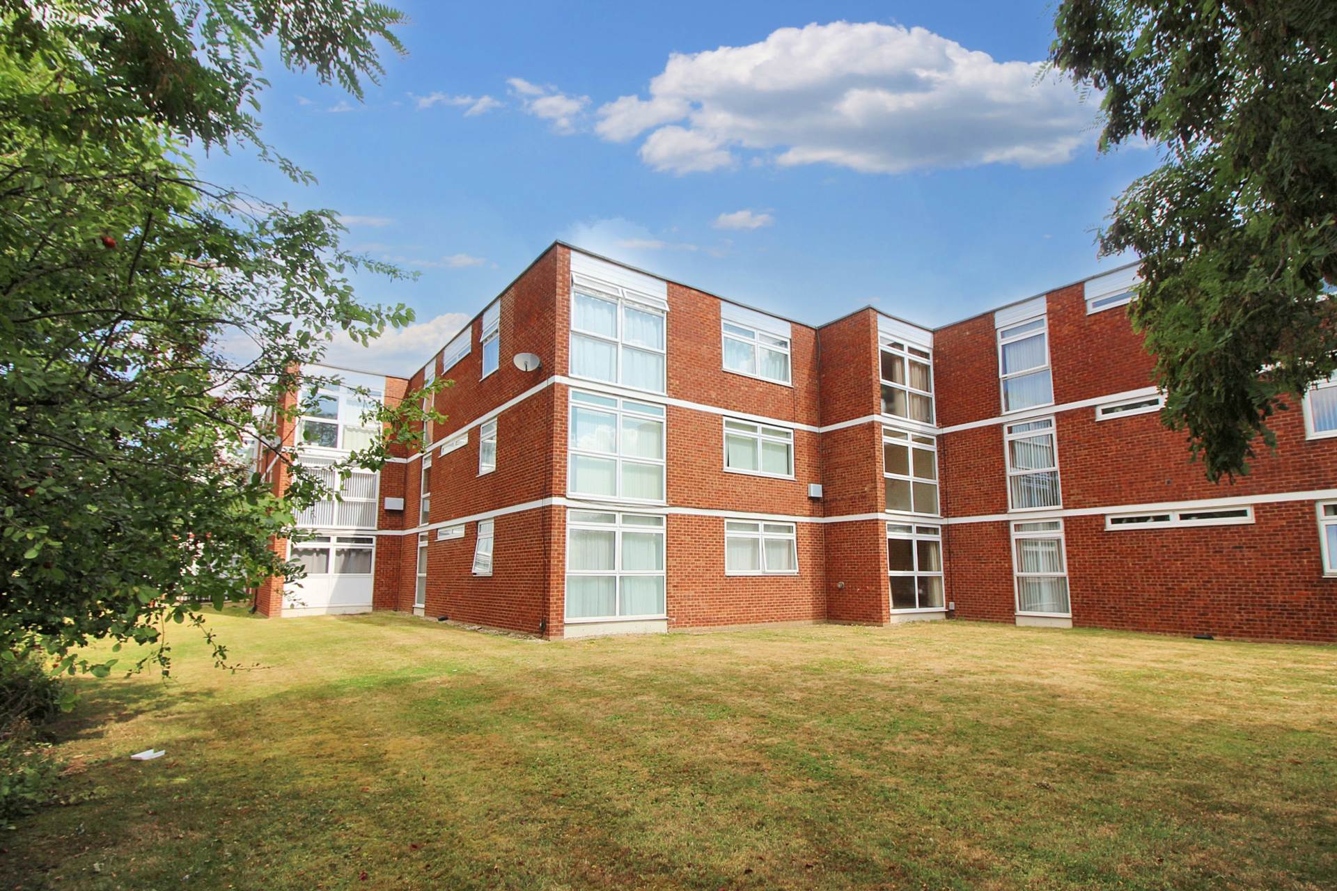 Ridgeway Court, Aylesbury, Image 12