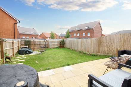 Edward Road, Buckingham, Image 4