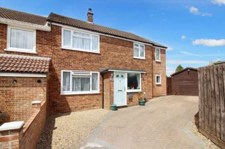 Palmer Avenue, Aylesbury, Image 1